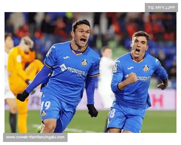 奥萨苏纳vs比利亚雷亚尔：主场龙迎战伤病潮黄潜，蒙卡约拉伤缺影响攻防转换